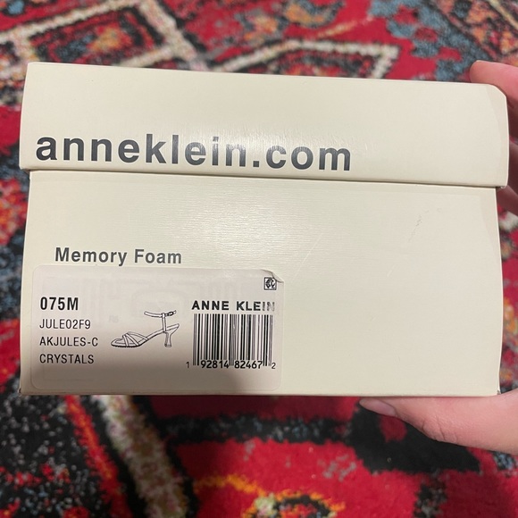 NEVER WORN! Brand New Anne Klein Jules Sandal Crystals. Nude low dress heel 7.5 - Picture 7 of 8